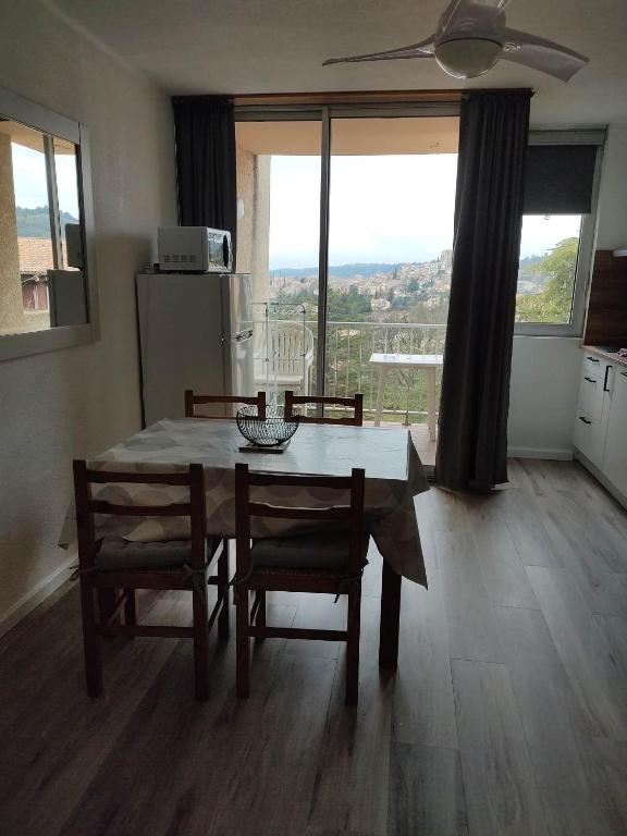 Résidence les chênes blancs Appartement T2 - 4