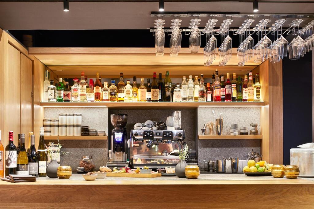 Bar/lounge