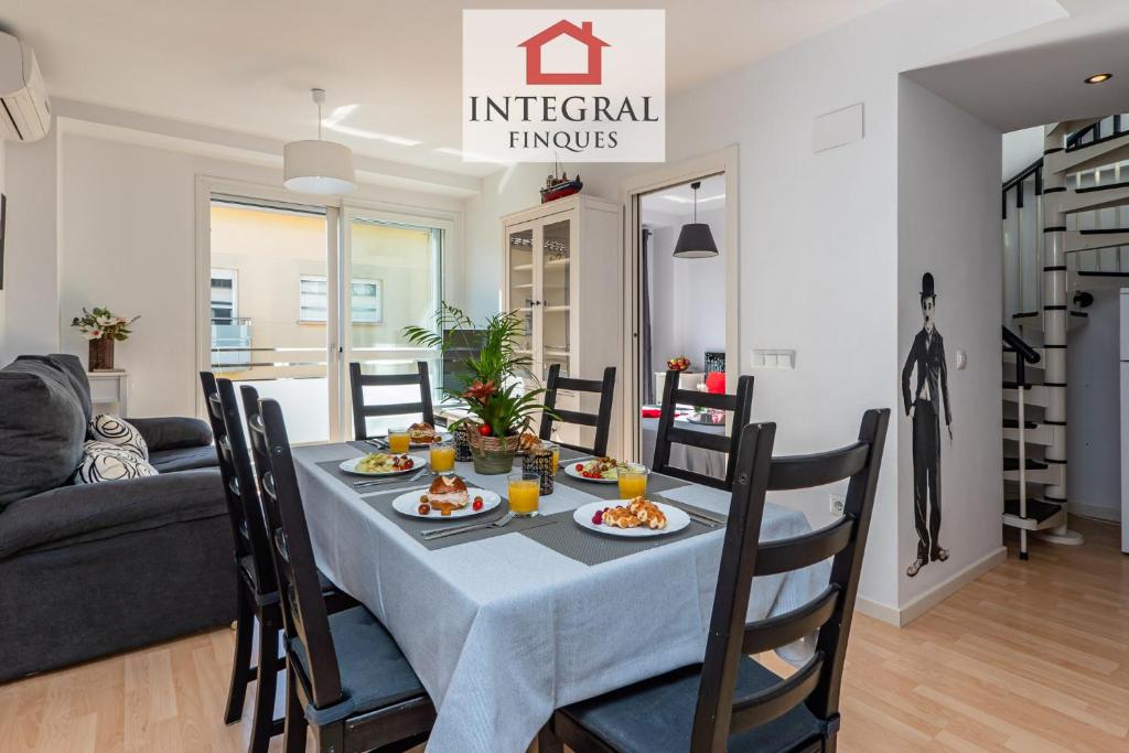 Charlie Chaplin, Palamós