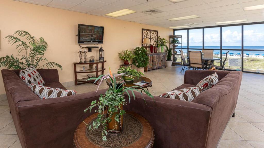 Phoenix IV by Brett Robinson Vacations, Orange Beach