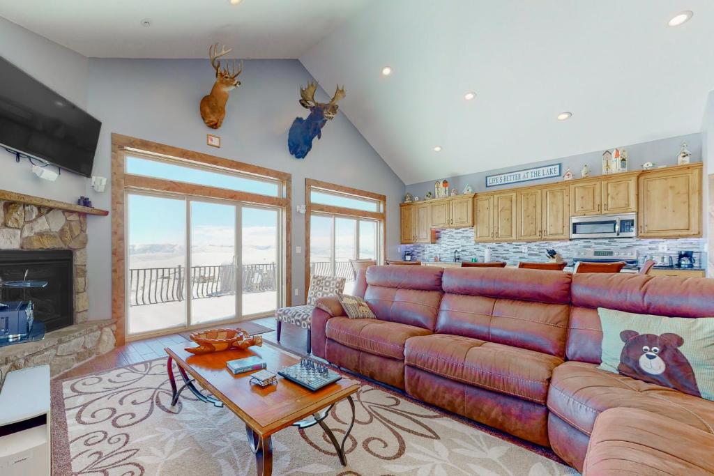 Mountain View Escape, Garden City