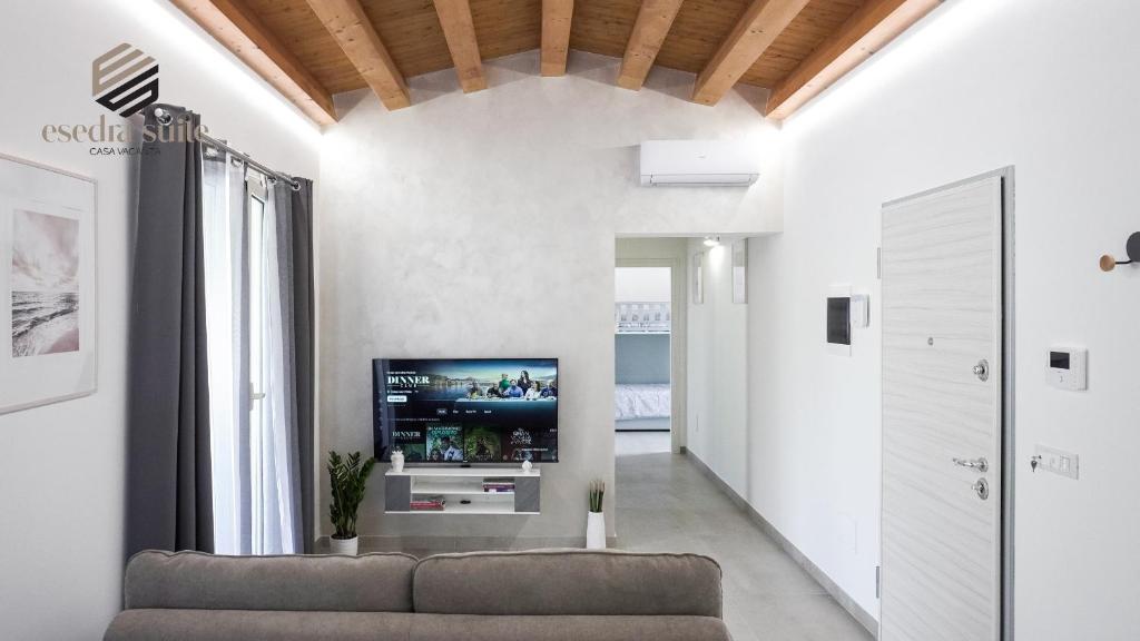 Esedra Suite - 2