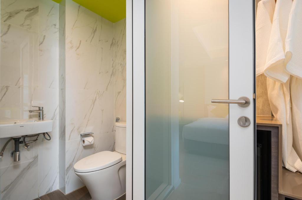 ห้องน้ำ