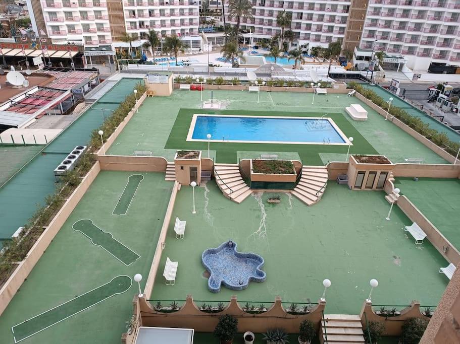 Apto con piscina y vistas al mar - 3