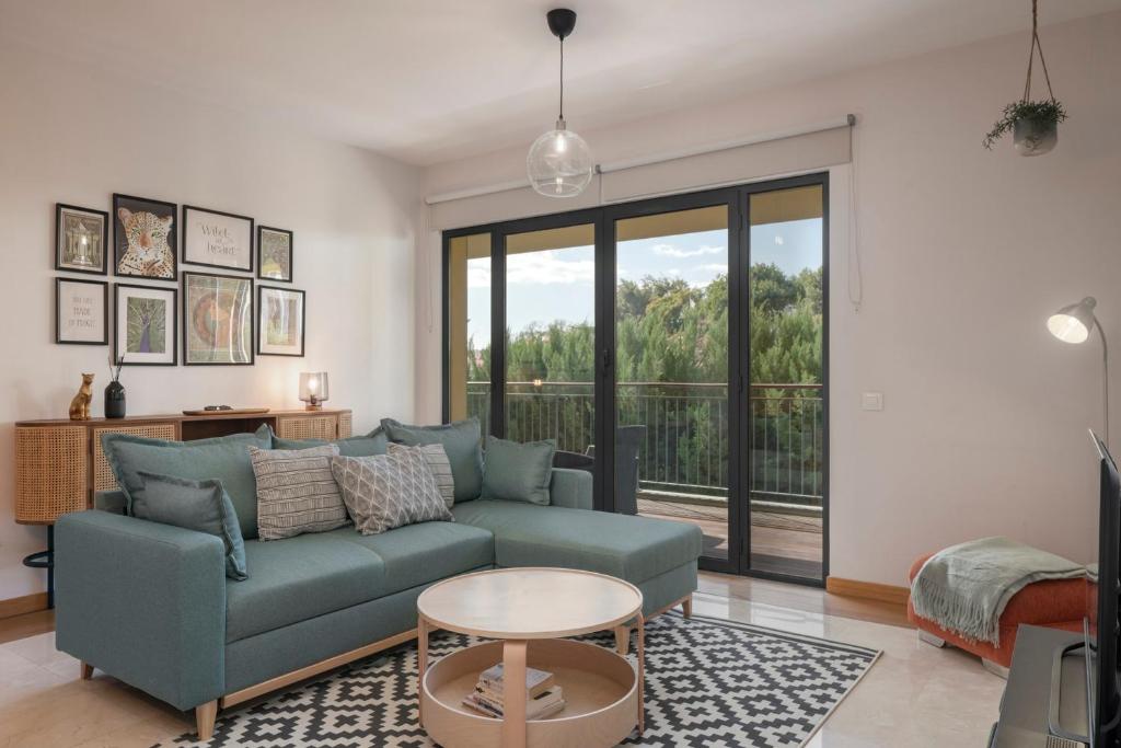 Comboio I by An Island Apart, Funchal