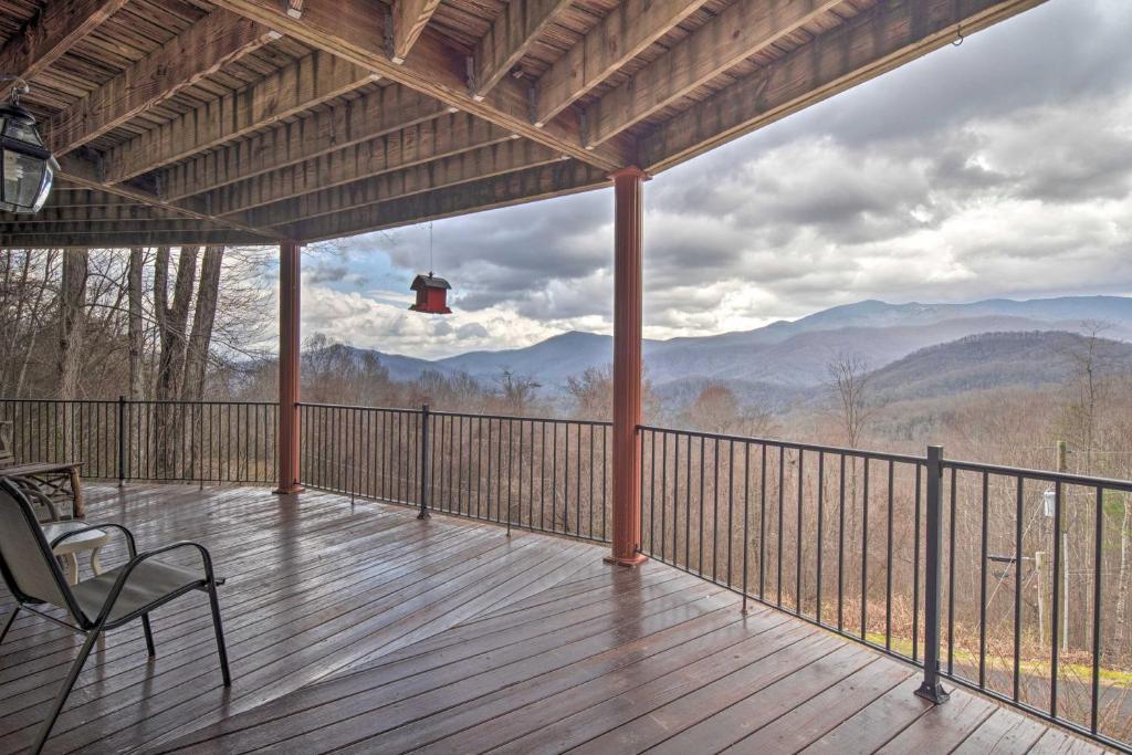 Pisgah National Forest Apartment with Deck and Views! photo
