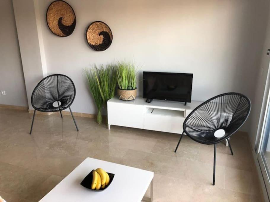 Duquesa Suites - superb Sea views & overlooking pool - 4