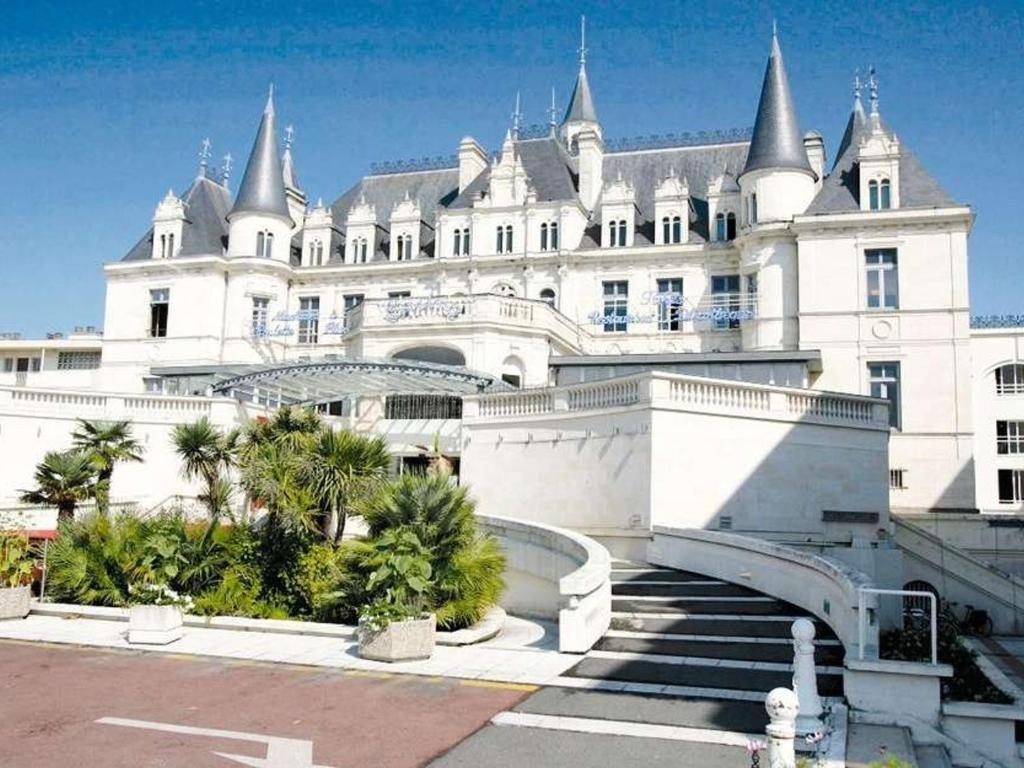 "Arcachon Centre - Agréable T2 avec Balcon, Parking Sécurisé et Équipement Bébé" - FR-1-420-64 - 2
