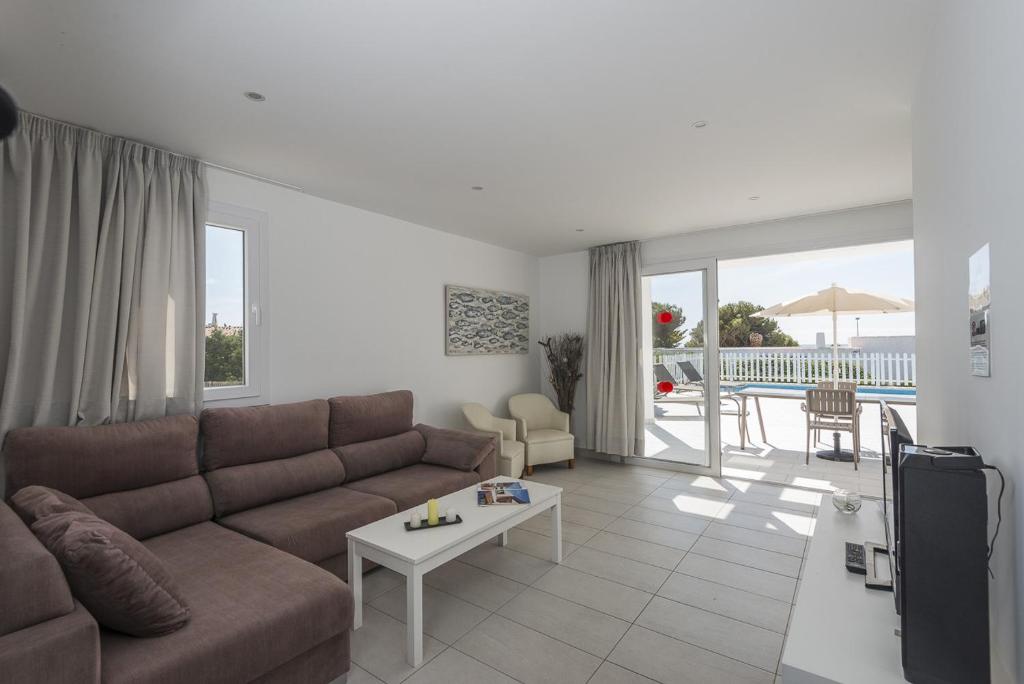 Villas Calan Bosch Tomi by Escape Home - 5