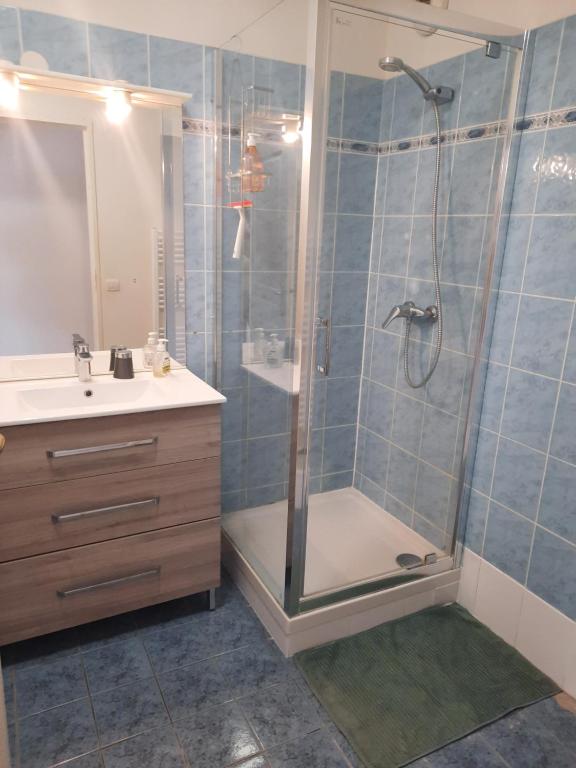 joli F2 46m2 menton centre, balcon,parking - 2