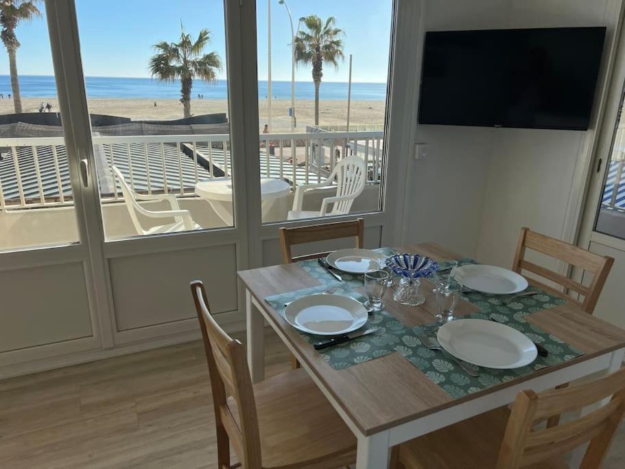 Le CARROUSEL - Apt VUE MER - Plage à 10 M - CLIM - WIFI - 5
