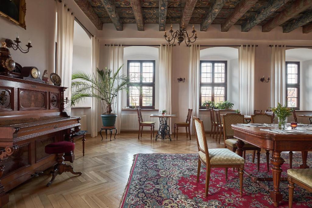 Boutique Palac Warmatowice Sienkiewiczowskie photo