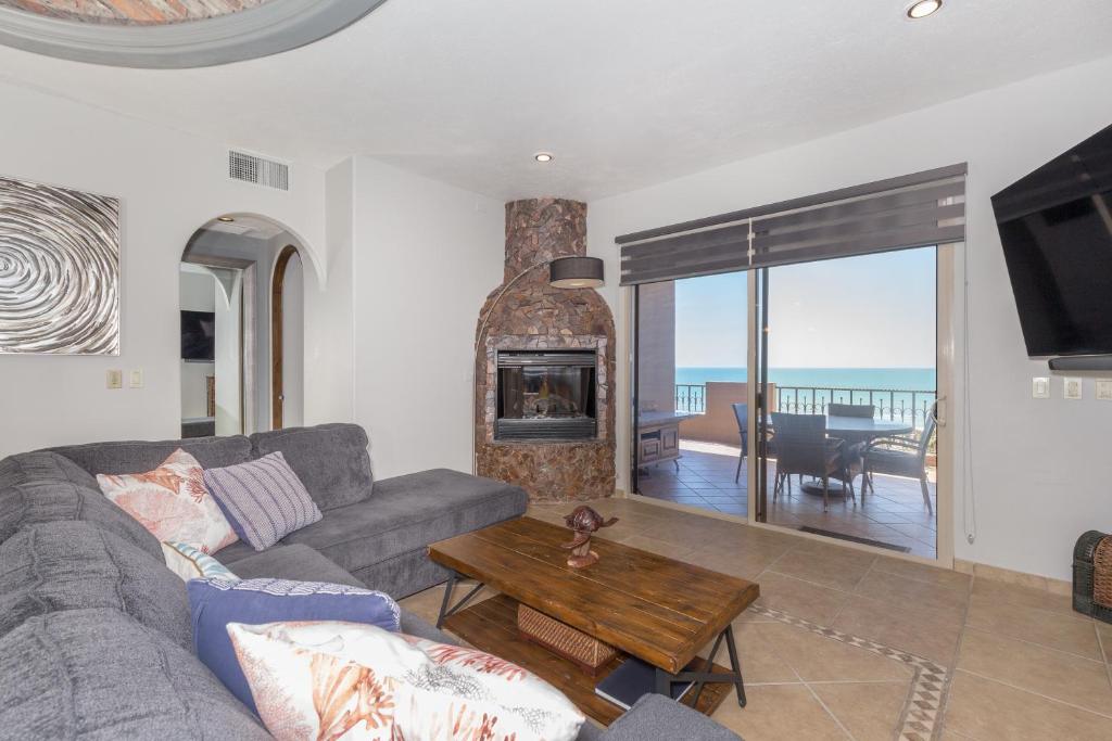 Bella Sirena 502-A Beachfront Luxury - Best Views, Best Location - 4
