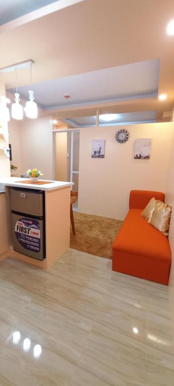 Mistow  BriaMagenta Condo