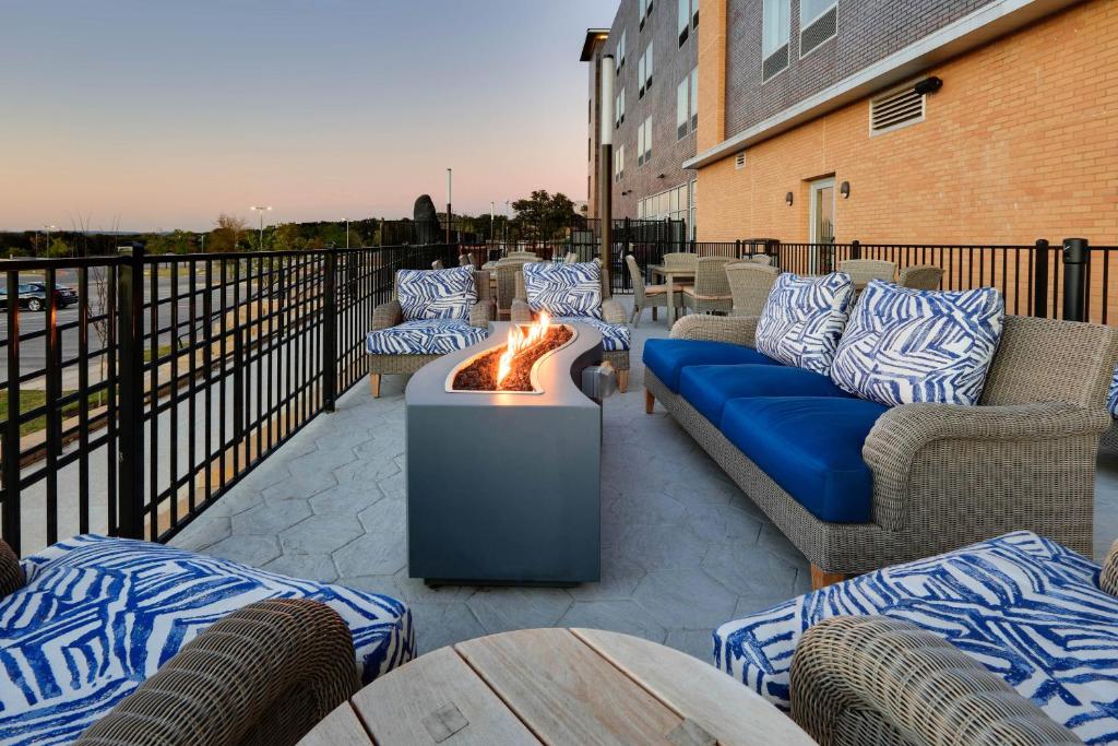 La Quinta Inn & Suites by Wyndham Lakeway 전경