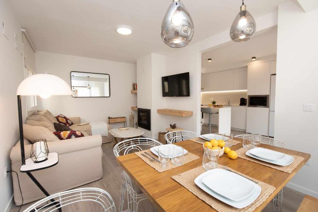 Sky Biescas I by BeValle, Biescas