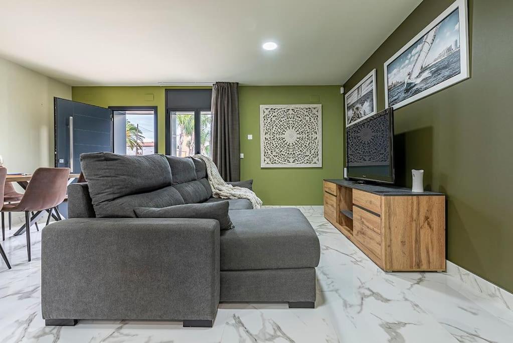 [5 Stelle] Piscina, jacuzzi, WiFi - 2 min dal mare - 5