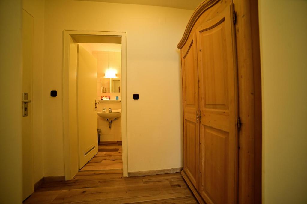 Hotel Zrenner photo