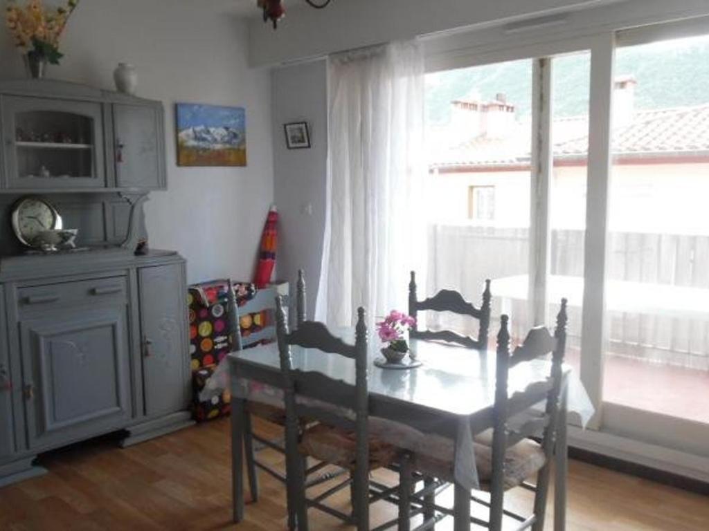 Confortable F2 avec terrasse et parking, proche des cures et du centre-ville d'Amélie-les-Bains - 1