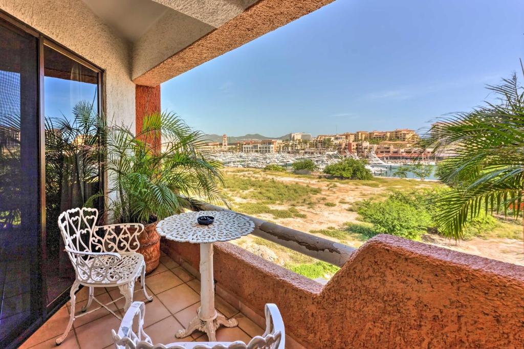 Chic Cabo San Lucas Getaway < 2 Miles to Beaches! - 1