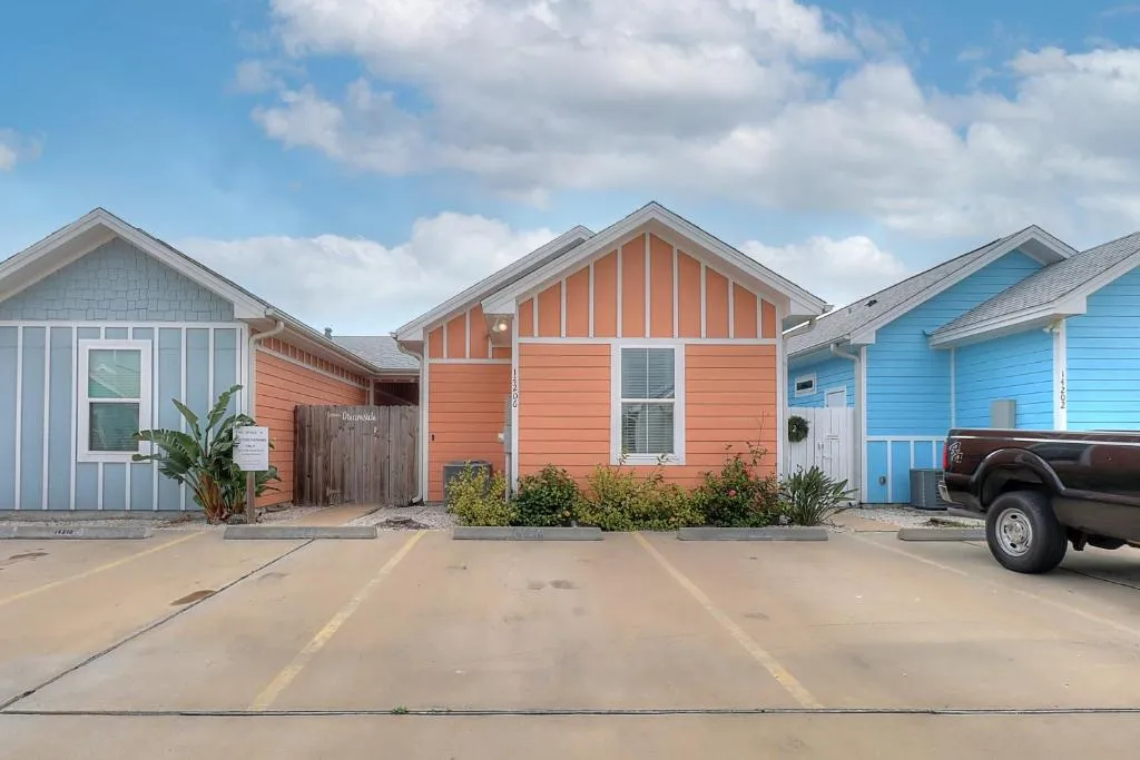 Anegada Village Dreamcicle，位于帕德雷岛的酒店