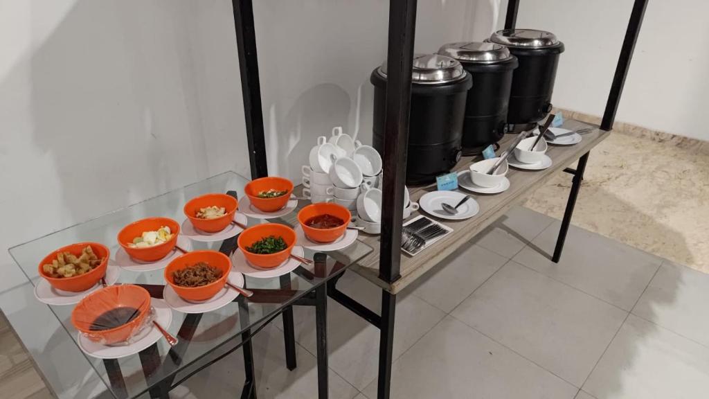 อาหารและเครื่องดื่ม