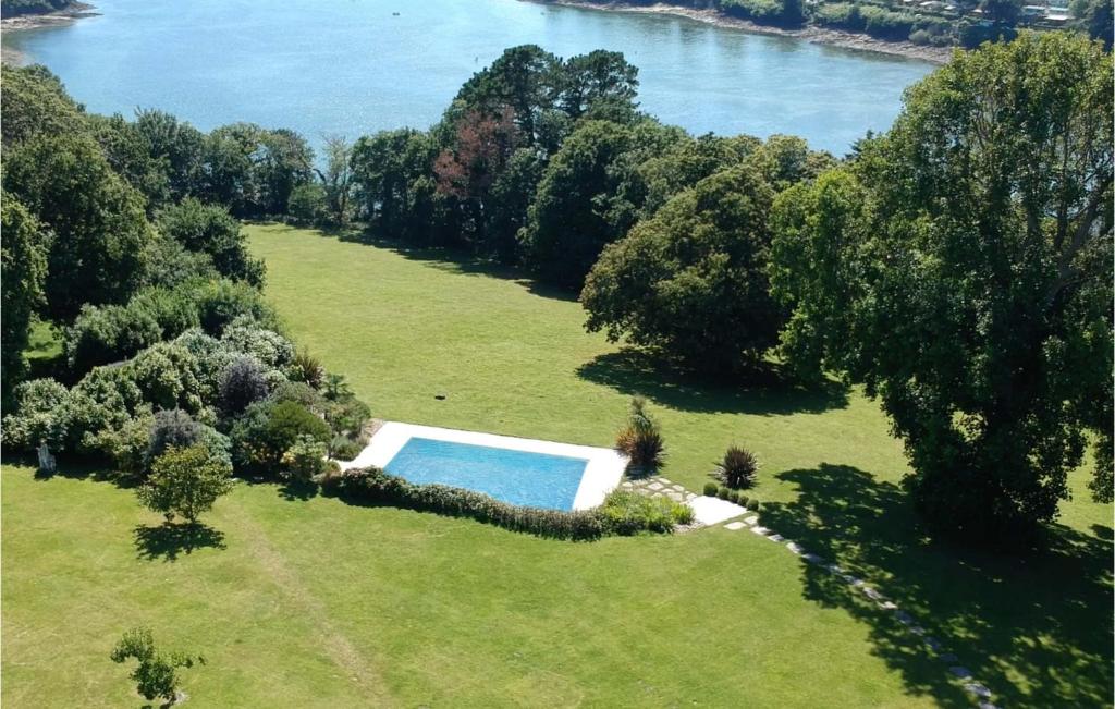 Amazing Apartment In Concarneau With Sauna - 2