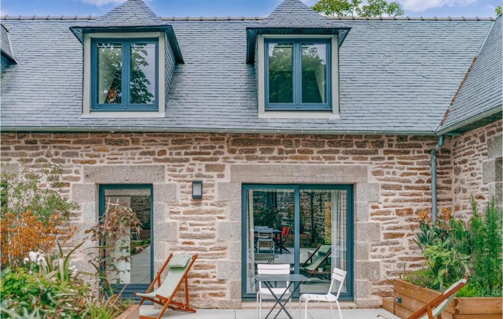 Awesome Home In Concarneau - 2
