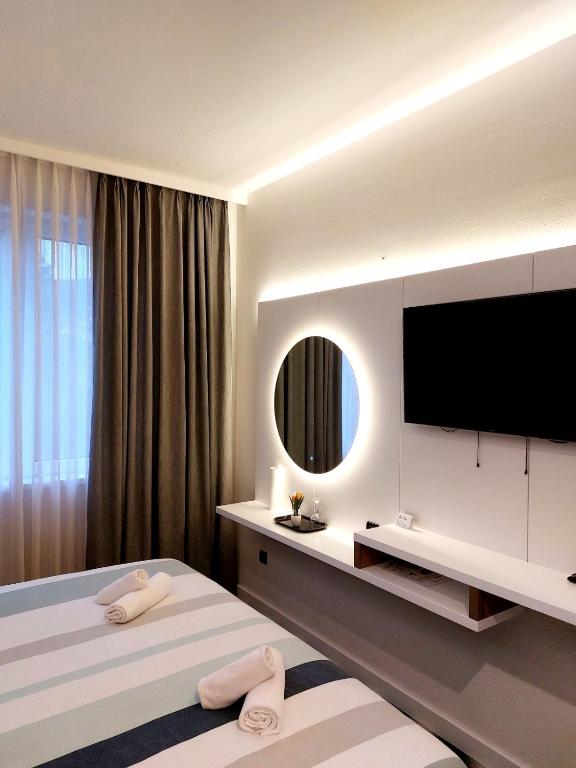Swiss Plus Hotel - 2