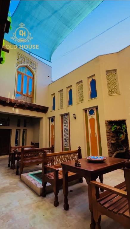 Old House Hotel 전경