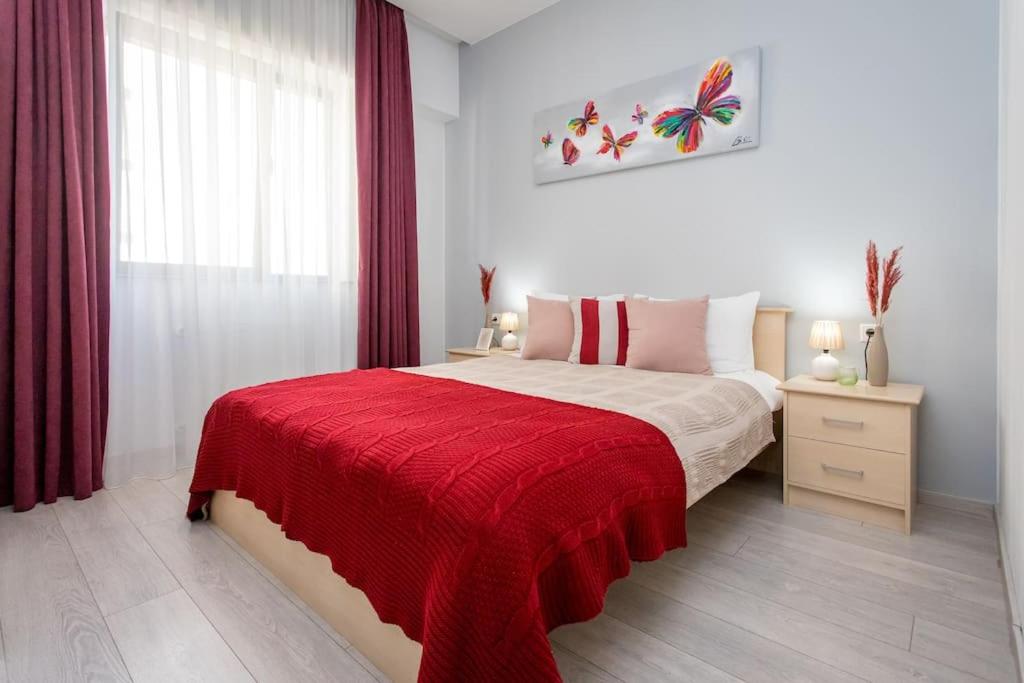 GG Home - 1 bedroom apartment on 11th floor on Kazbegi avenue in Saburtalo, Tbilisi