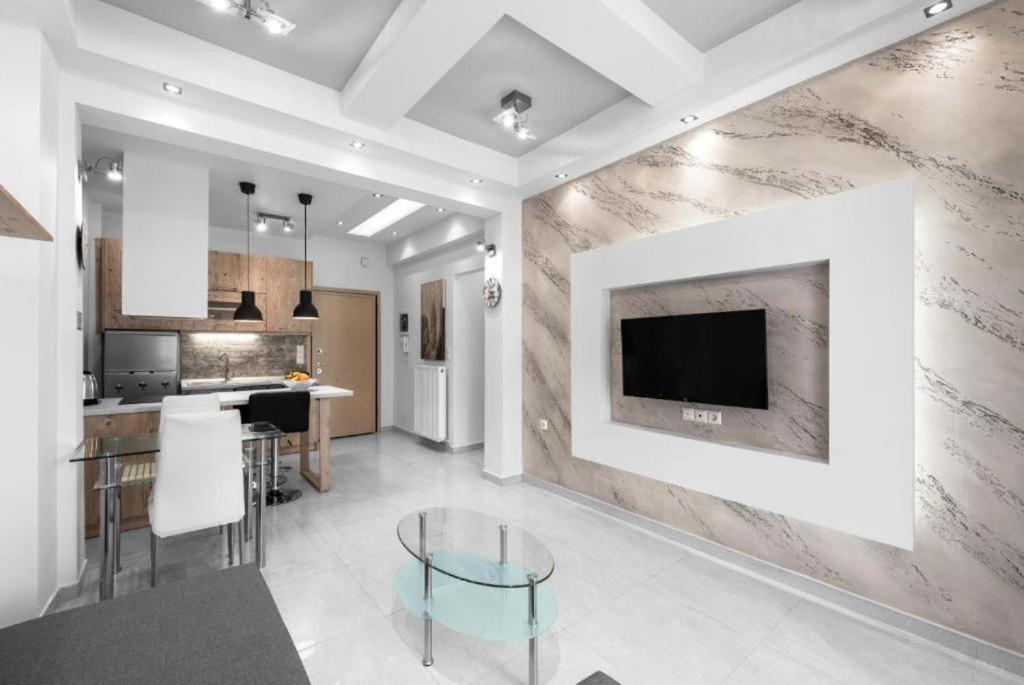 SuCasa, Nilie Hospitality MGMT, Soluň