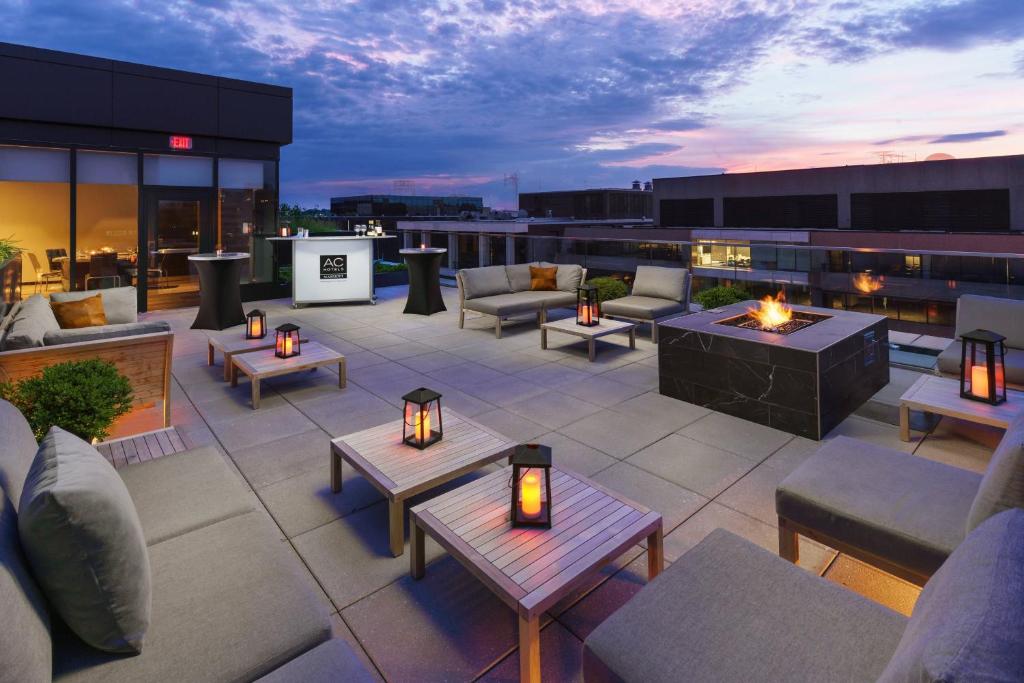 AC Hotel by Marriott Washington DC Downtown