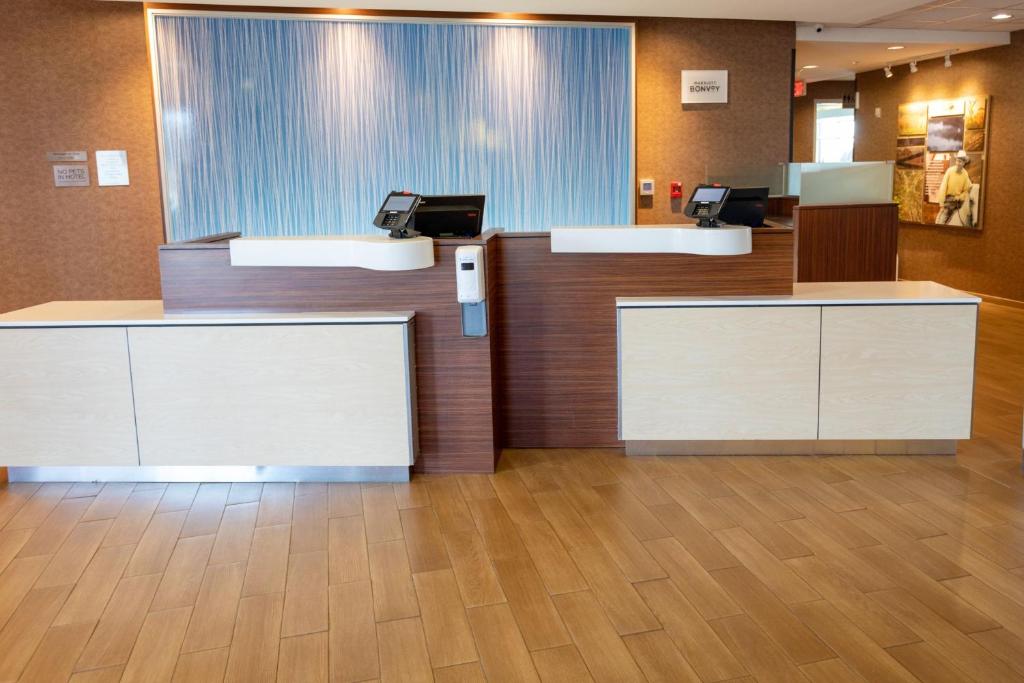 Fairfield Inn & Suites Athens I-65 photo