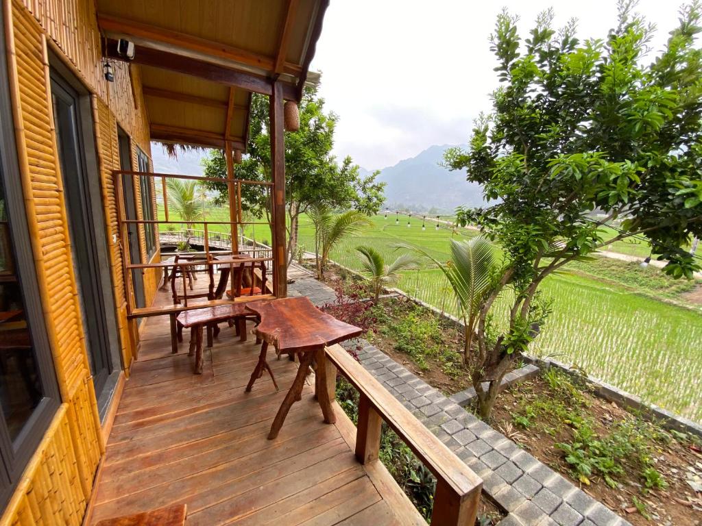mai chau rice fields homestay photo