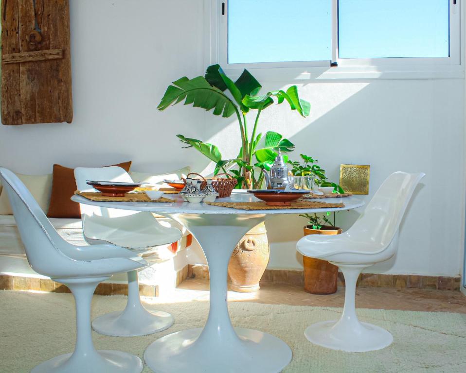 Dar Baladin, As-Sawíra