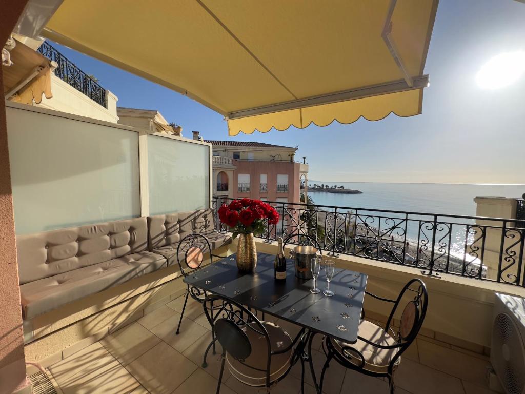 Exclusive Panoramic Sea View in Victoria Beach - 5