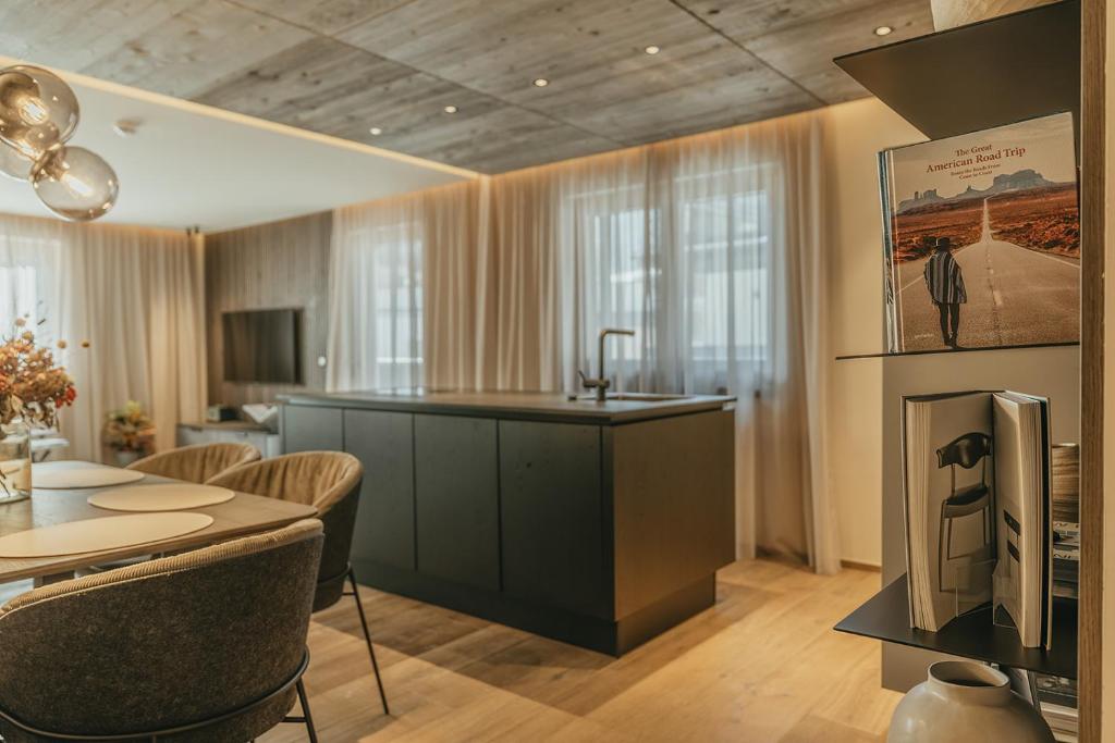 The Black Eagle Luxury Appartements - 2