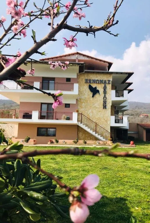 Guesthouse Alkioni, מלון בLithótopos