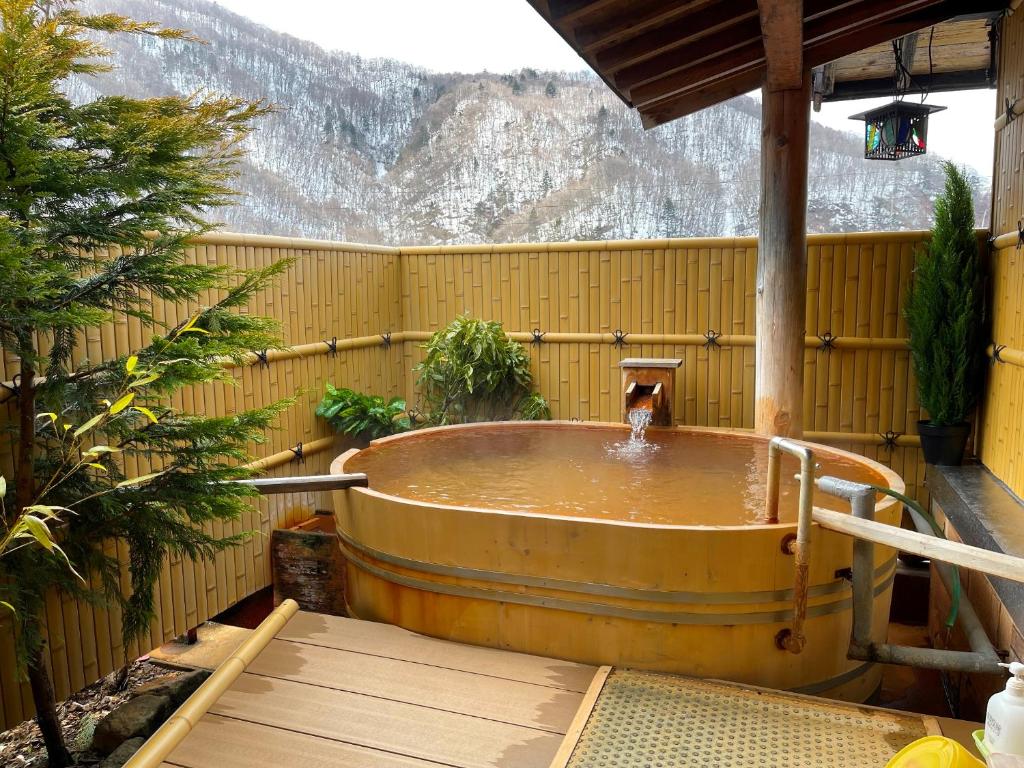 Hot tub