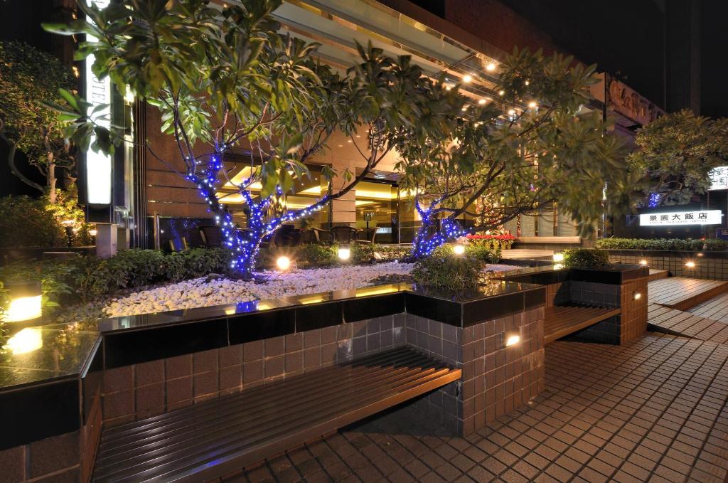 Hi-YES HOTEL TAOYUAN