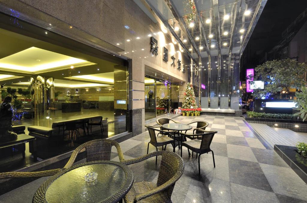 Hi-YES HOTEL TAOYUAN
