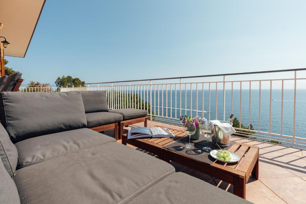 Appartamento in Villa con accesso al mare, vista mozzafiato, Palermo