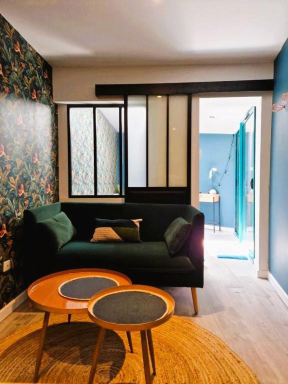 Studio Eden Jacuzzi - 4