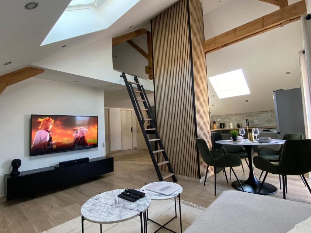 Cocon Pontissalien, Pontarlier