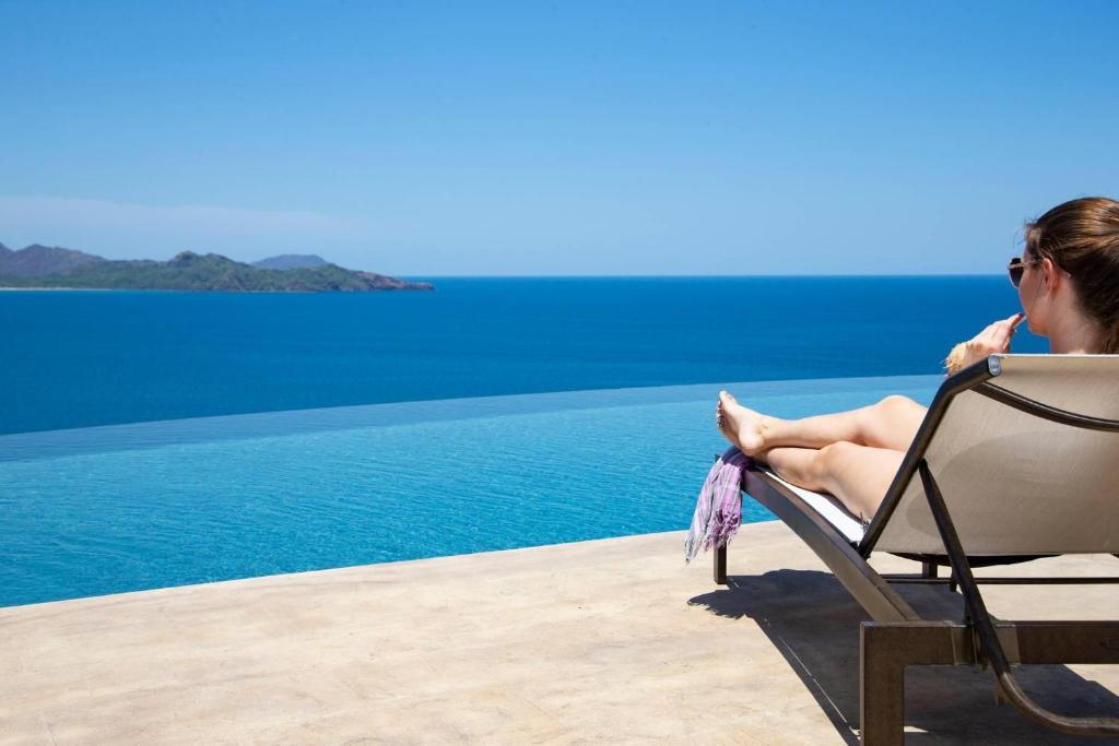 360 Splendor Del Pacifico Residences photo