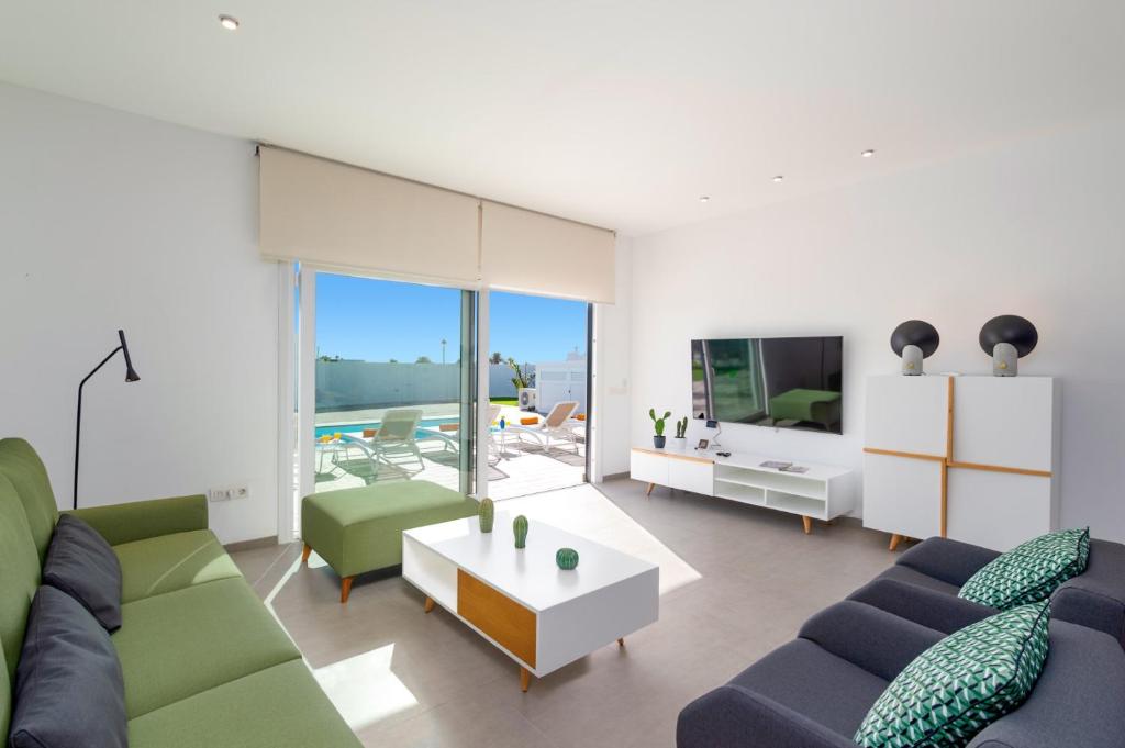 Villa Sibisse by Villa Plus - 5