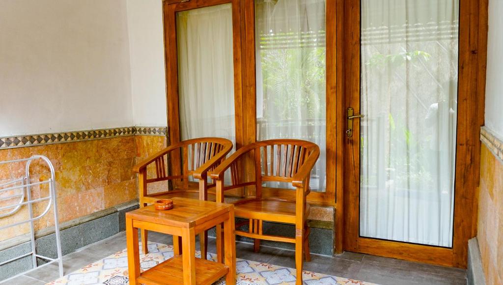 La Nusa Homestay &#038; Bungalow