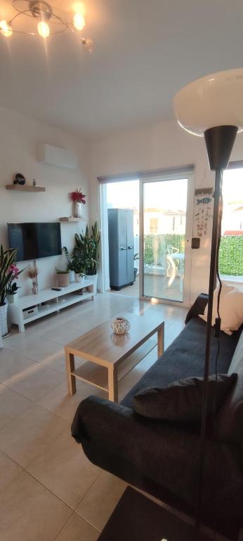 Thalassa Seaside Boutique Beach Apartment photo