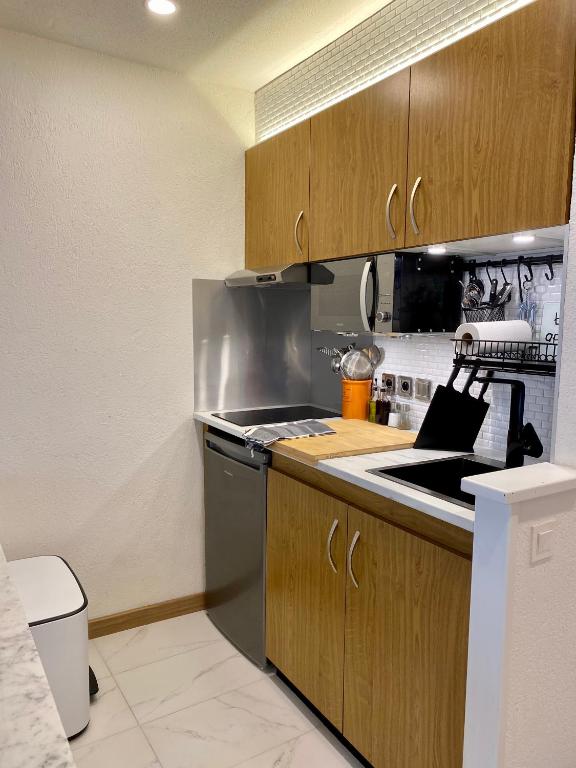 Lovely studio - heart of Menton, near the beach. - 5